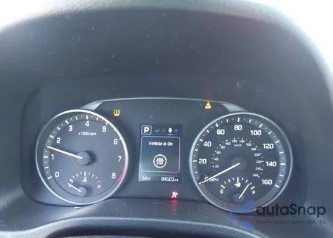 2018 Hyundai Elantra Value Edition z USA, uszkodzony, nr VIN KMHD84LF4JU526798